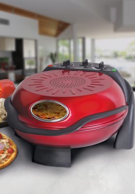 Red Pizza Maker
